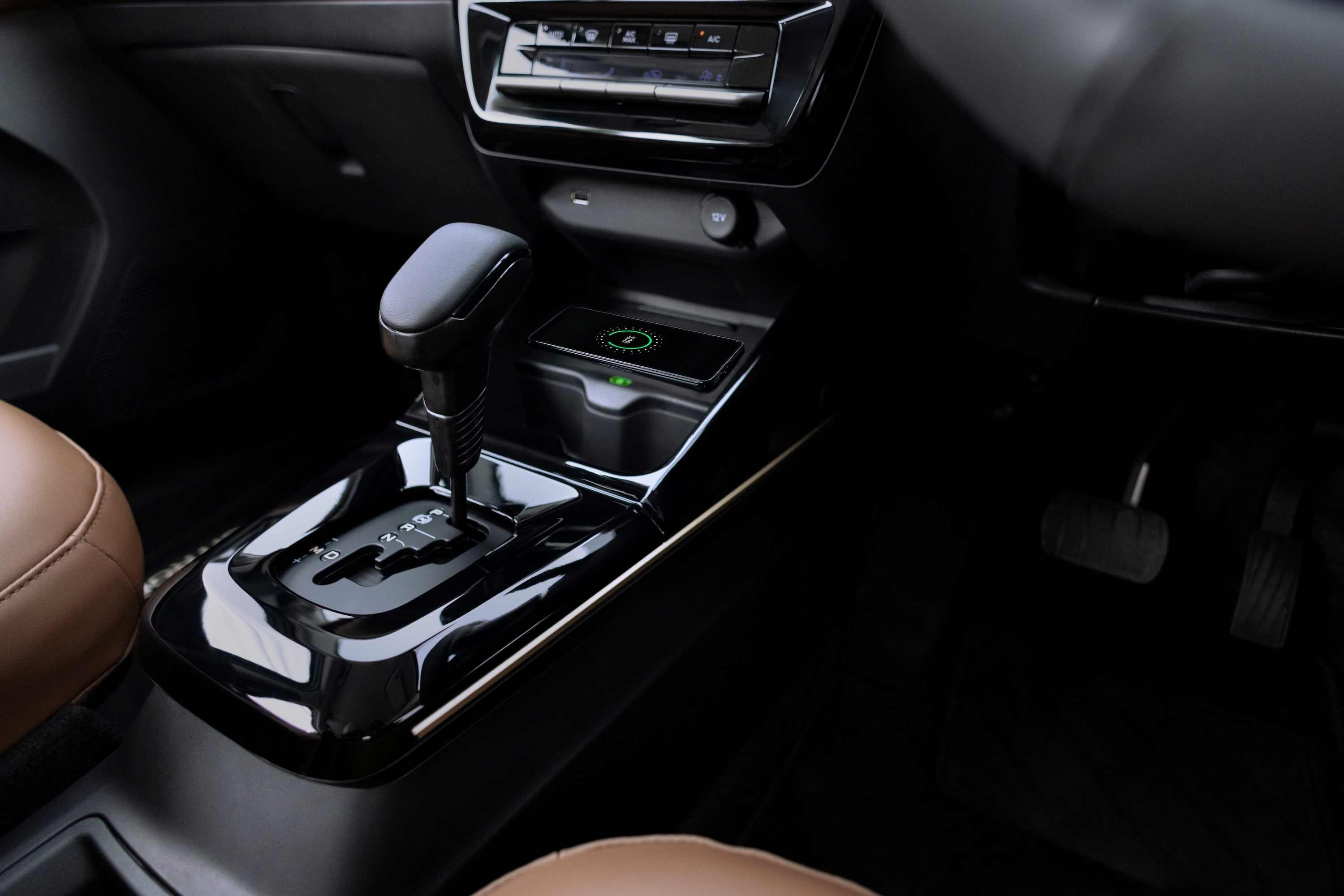 Citroen Aircross X gear console